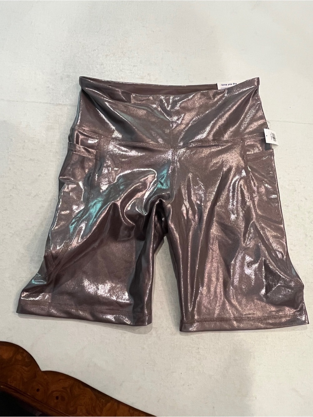 Old Navy Iridescenty silver Gray lamé style Bike Shorts. NWT!